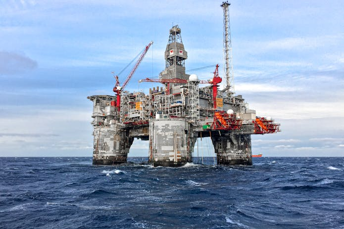 Oil Rig Injury Lawyers : Tips And Causes Of Oil Rig Injury